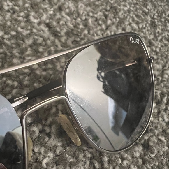 Quay sunglasses mirrors aviators